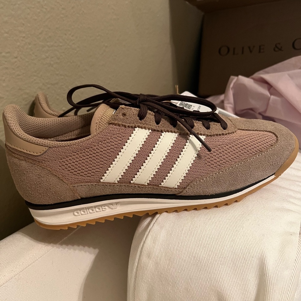 Adidas SL 72 Women’s Sneakers NEW